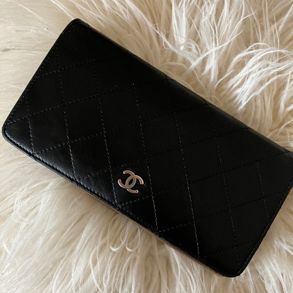 Chanel Bifold Yen Wallet